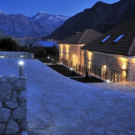 Hotel Per Astra Perast Bagian luar foto
