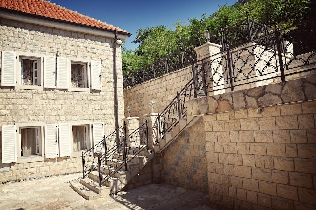 Hotel Per Astra Perast Bagian luar foto