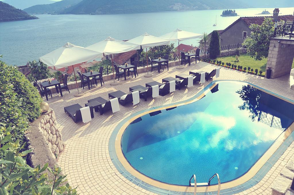 Hotel Per Astra Perast Bagian luar foto